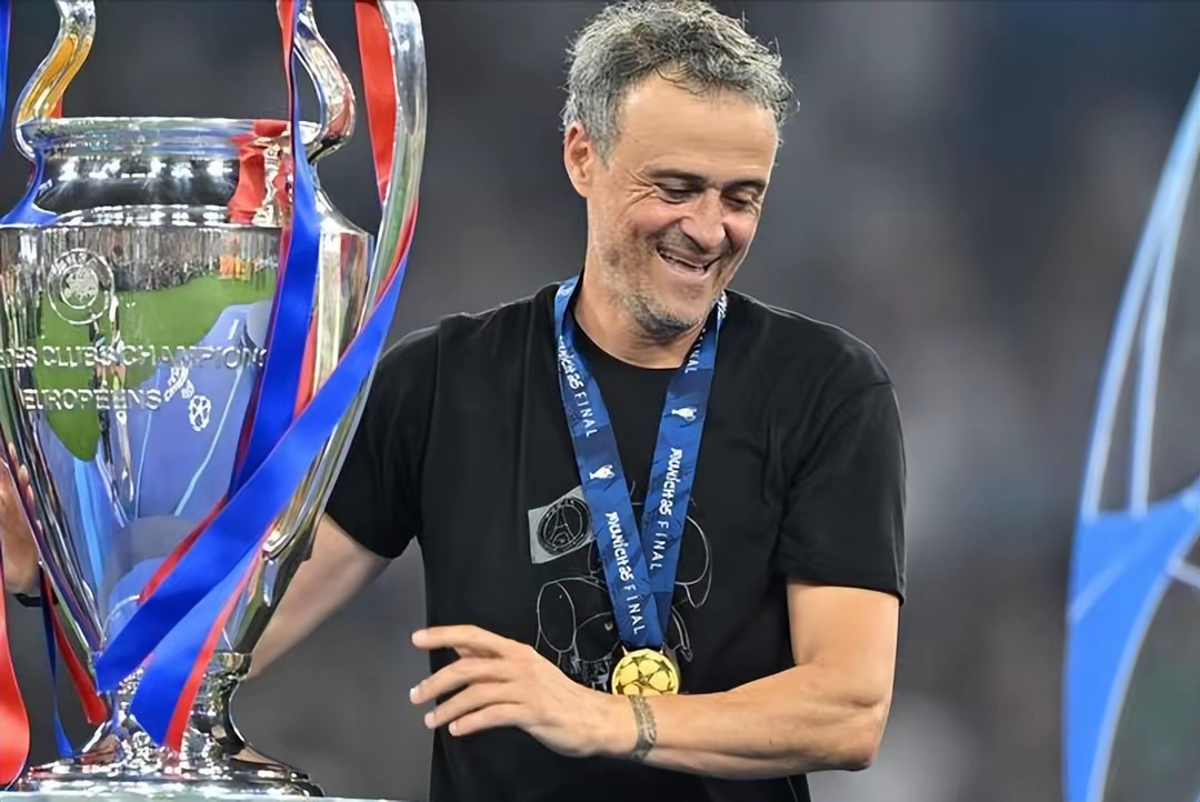 里程碑夜巴黎圣日耳曼单刀错失，法国杯今晨刷纪录，态度坚定，球队文化再被提及