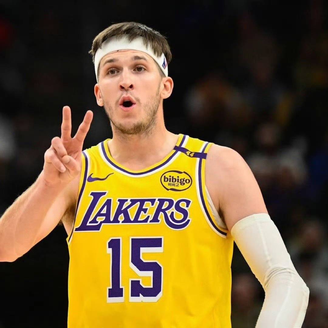 ag体育平台官网-赛地聚焦——NBA常规赛今晚热度飙升，迈阿密热火绝杀压哨，赛场秩序良好，心理建设被强调